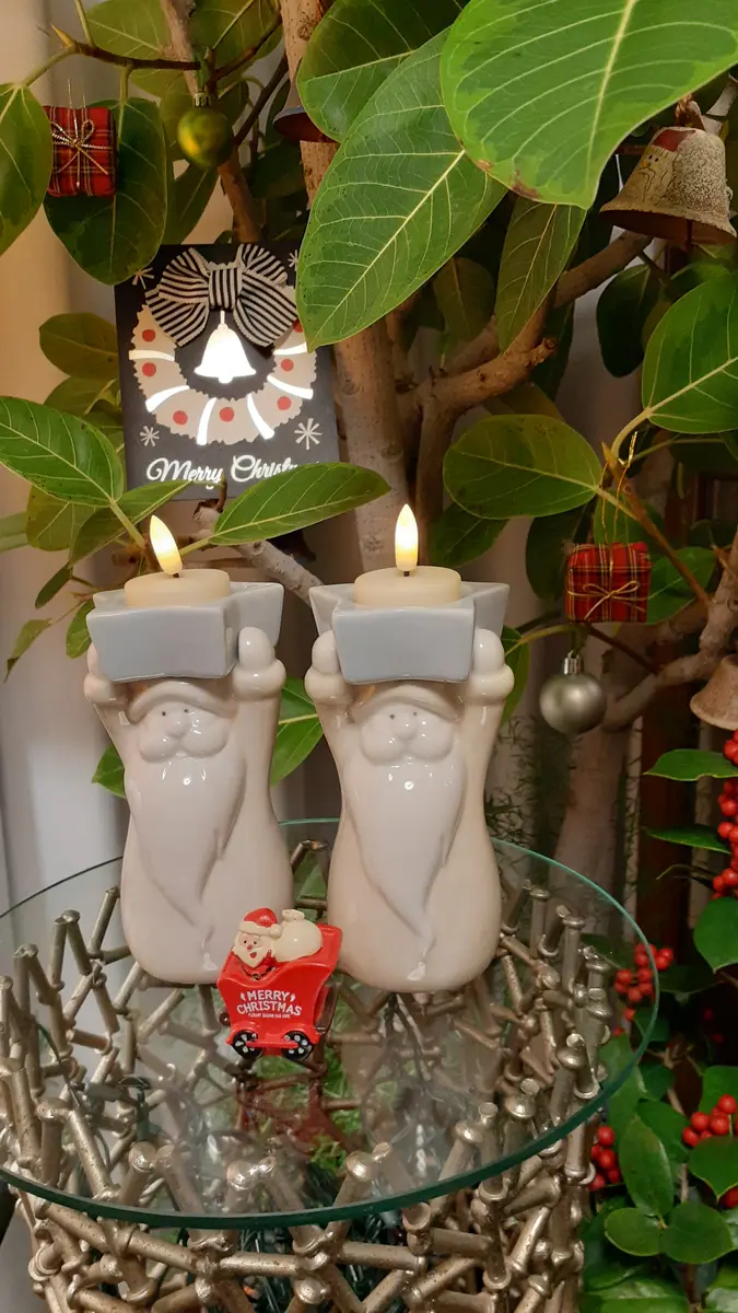 陶器のサンタ🎅さんはチルドレン。可「ふくおかルーバルガーデン(8
