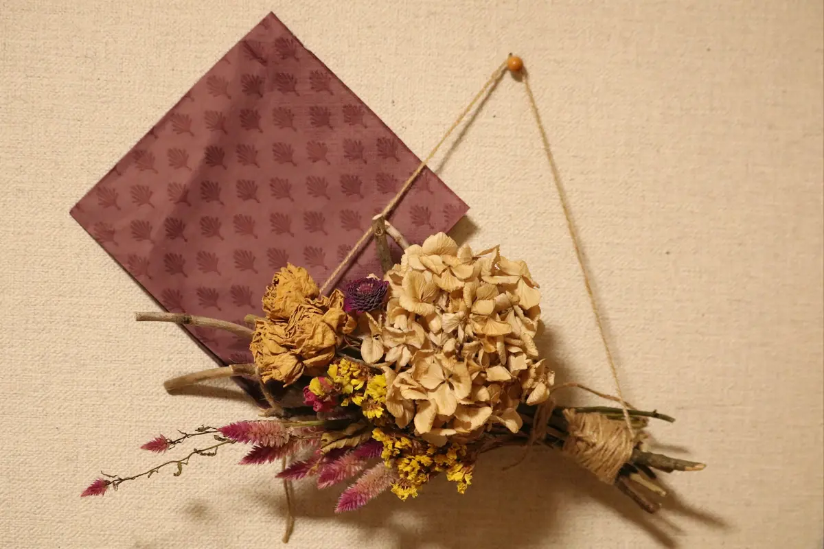 【yomogi】ドライフラワー　お纏めリクエスト ドライフラワーがそのままだったので飾りを。。。｜園芸日記byひま