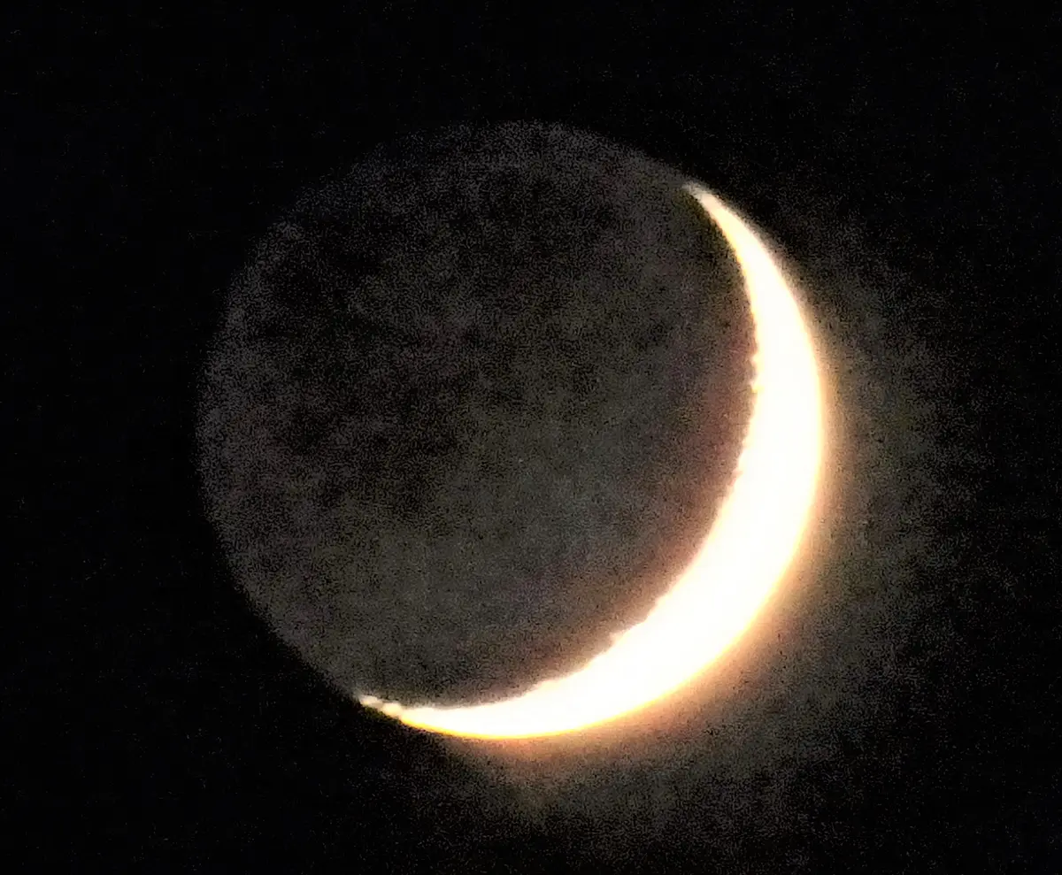 三日月様*.゜ リング・ワールドの三つの三日月 | アストロピクス