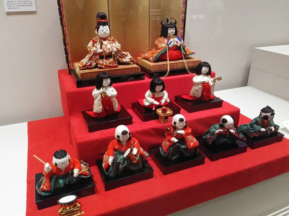 たまゆら 木製 日本人形