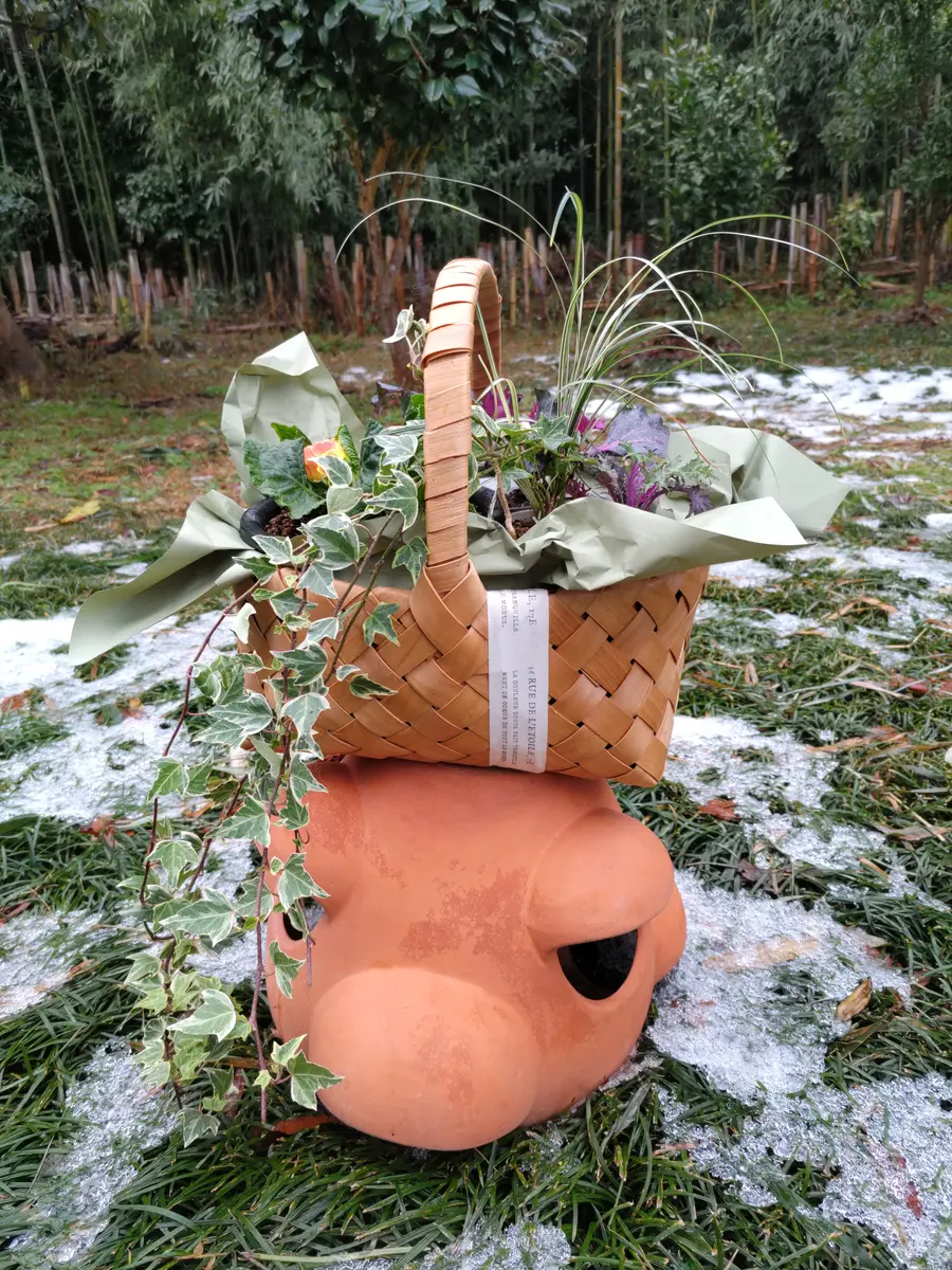 八代亜紀さん絵画『チワワ』