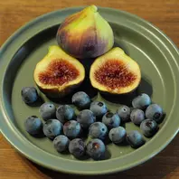 いちじくとブルーベリーいちじくはロー「庭の植物」のアルバム